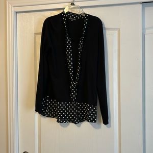 Black and white top sweater shirt